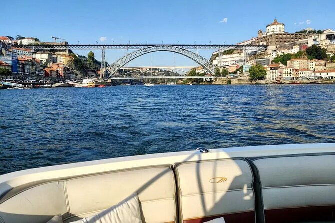 Private Tour of the Bridges and Douro River 2h, group price up to 6px - Drinks and the Traditional Sip: A Small Break That Works
