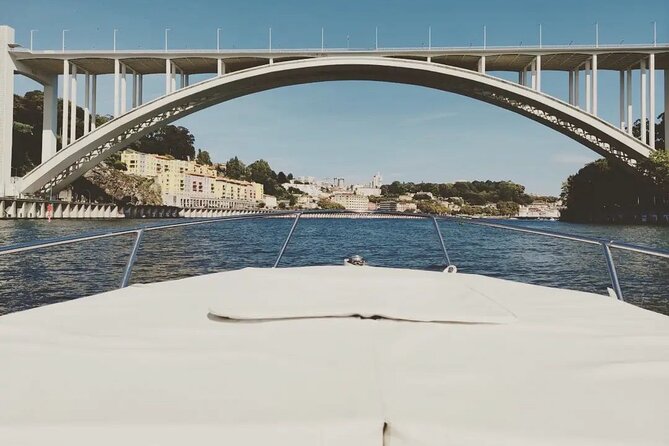 Private Tour of the Bridges and Douro River 2h, group price up to 6px - Price and Value: Is $247 Per Group a Good Deal?
