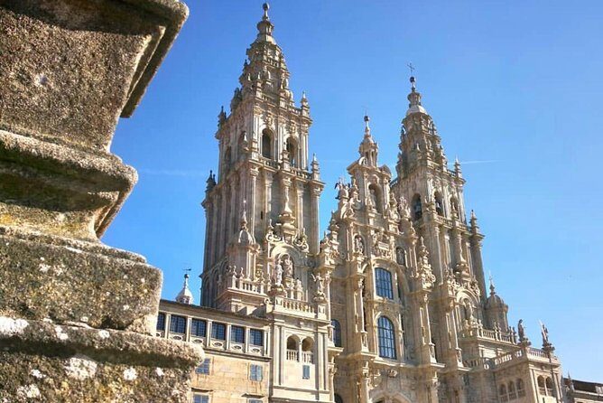 Private Tour Santiago de Compostela & Viana do Castelo from Porto - Santiago casco histórico with a guide: Gothic streets you can follow