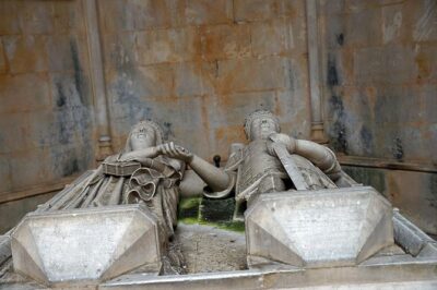 Private Tour through Tomar, Fátima, and Batalha historical sites - Porto pickup, luxury vehicle comfort, and the Wi‑Fi bonus