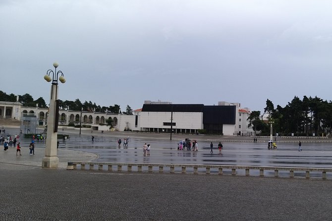 Private Tour to Fátima Sanctuary and the Little Shepherds Houses - Via Sacra and the Way of the Little Shepherds: An Hour of Walking the Narrative