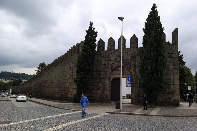 Private Tour to Guimarães and Braga, two incredible cities - Oliveira square, civic power, and the story behind the town hall