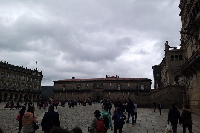 Private Tour to Santiago de Compostela and its stunning Cathedral - Should you book this Santiago private tour from Porto?