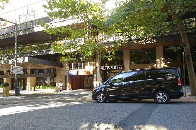 Private Transport between the city of Porto and AHD Airport - Price: Why $17.87 Can Be Worth It