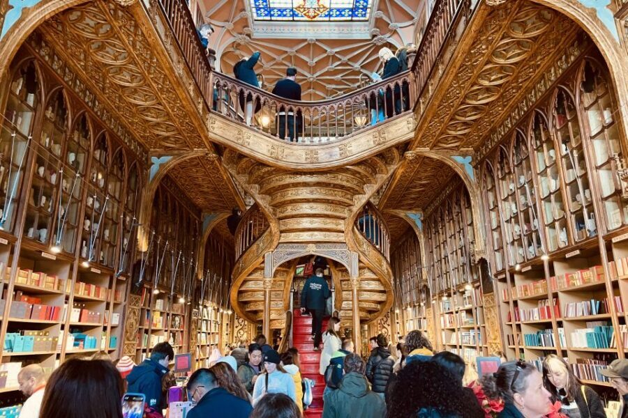 Private Walking Tour in Porto incl. Livraria Lello ticket - Clérigos Church Tower and the Azulejo-Famous Side Stops