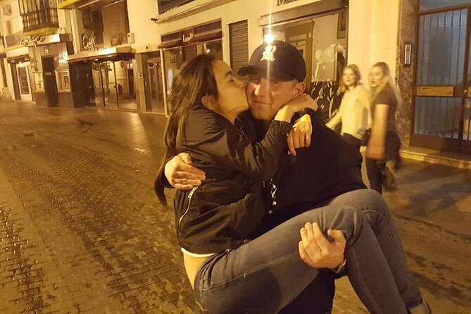 Pub Crawl Porto - How the Group Stays Social (Even If You’re Flying Solo)