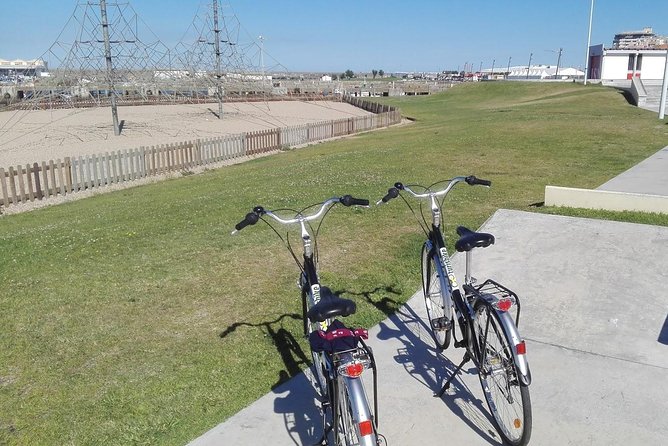 Rent bikes in Póvoa de Varzim and Vila do Conde - Vila do Conde: Quinhentista Ship and the Ave river area