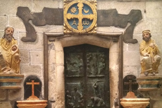 Santiago de Compostela & Valença do Minho - from Porto - Guide Ricardo Costa: the kind of service that changes the whole day