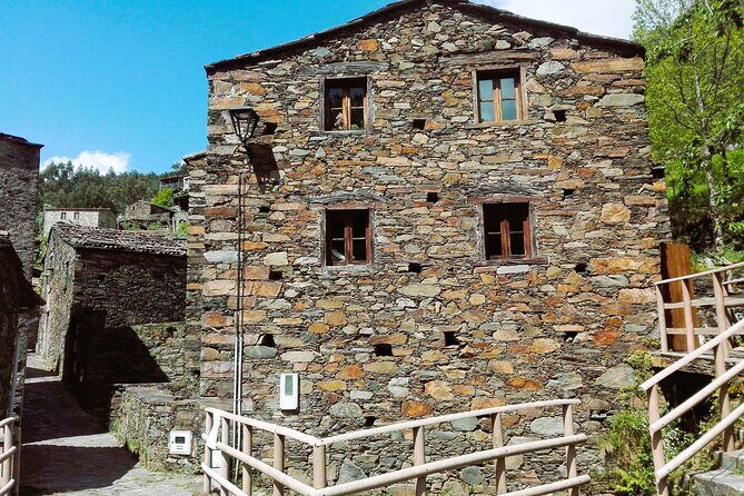 Schist Villages of Lousã, full-day from Coimbra - What to wear and how to pace yourself on a moderate-fitness day