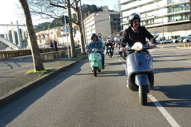 Scooter Rental 50cc - 24 hours - Pick-up at Rua de Camões 703: close to the action