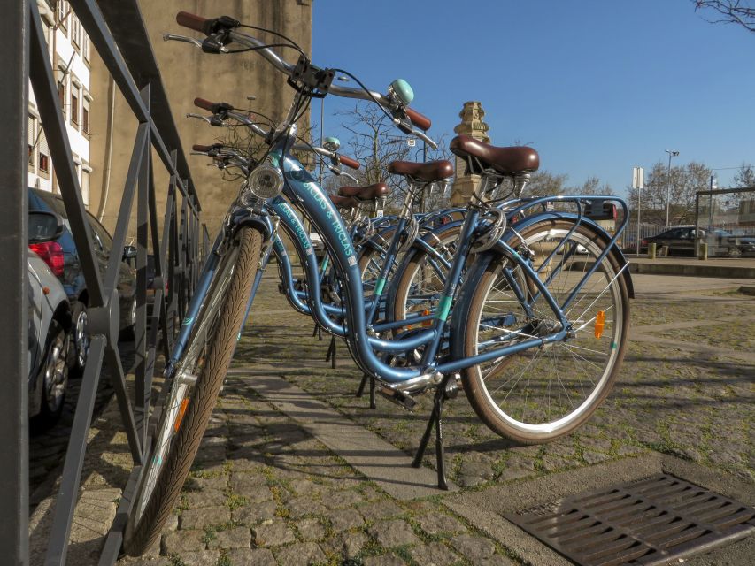 Self-Guided Bike to Surf"N"Food Pack - The self-guided route: Douro riverside, bridges, sea breaks, and beach walks