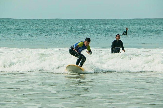 Self-guided tour Bike + Surf - Meeting at Biclas & Triclas: where the day starts