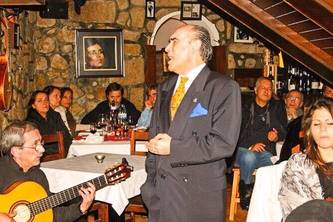 Semi Private Oporto Fado Show with Dinner - Hotel pickup and the night orientation: getting your bearings fast