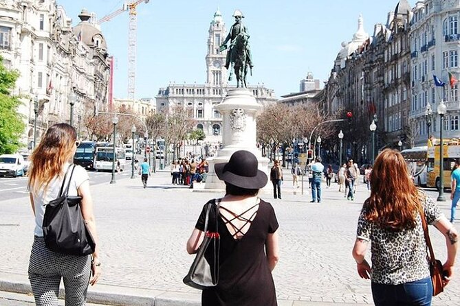 Small-group Porto's Roots Walking Tour - Meeting at R. de Dom Hugo: the start matters more than you think