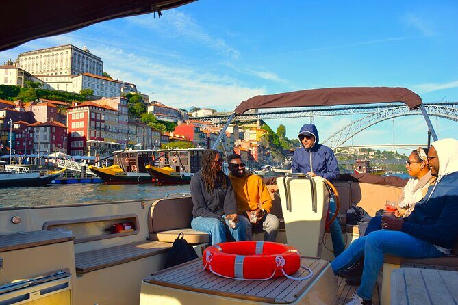 Small-Group Six Bridges Douro River Cruise in Porto with Drinks - Six bridges from the Douro: why this short cruise is such a good use of time