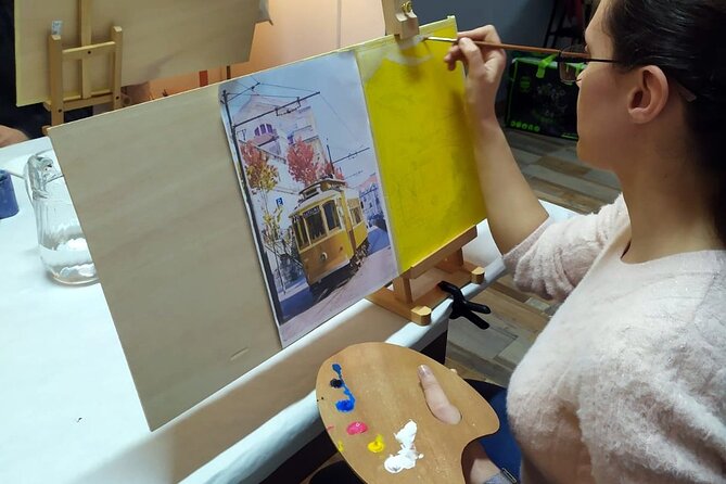 Small Painting Group with a Local Artist in Porto - Materials, Manual, and the “You Can Keep This Going” Factor