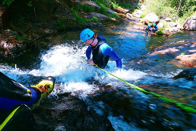 Star canyoning - On the Varziela River: abseiling, slides, and optional jumps