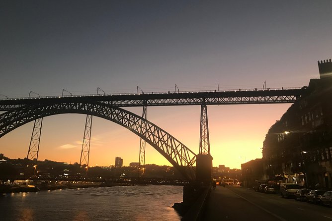 Tour HD Porto 4 hours - Castelo do Queijo and the square-stop history moment