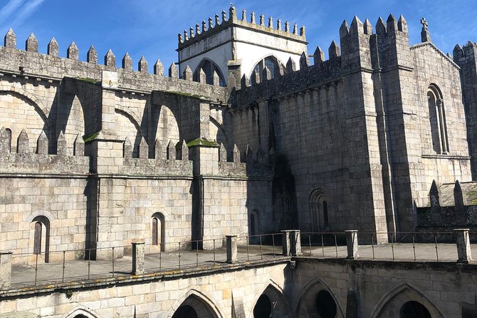 Tour HD Porto 4 hours - The Douro River meets the Atlantic
