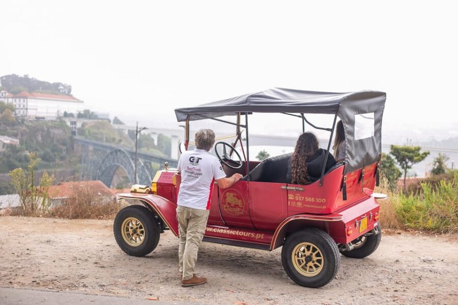 Tour Porto: Classic Car + A Toast with Port Wine - Key highlights that matter
