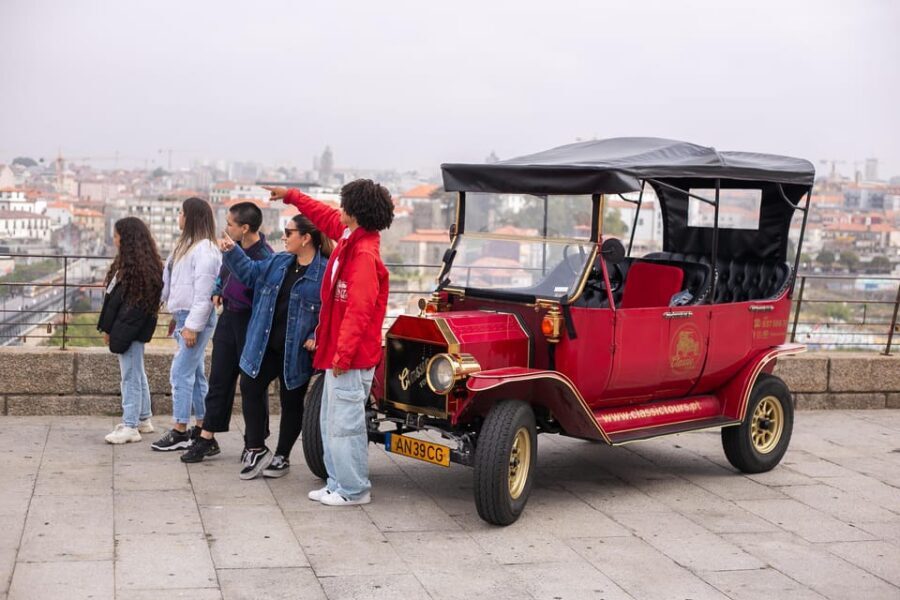Tour Porto: Classic Car + A Toast with Port Wine - The classic-car drive through Ribeira’s narrow streets