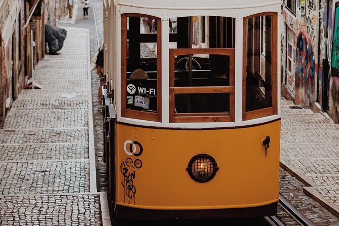 Transfer Tour Between Lisbon and Porto - Why this Lisbon–Porto transfer feels like more than getting there