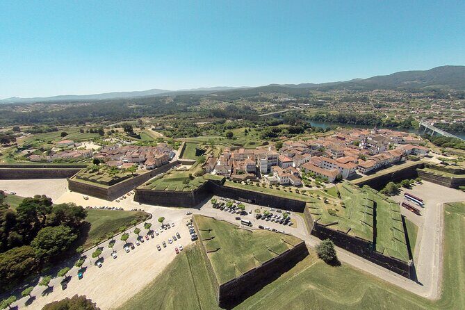 Vinho Verde Private Wine-Tour (All Inclusive) - Monção and Melgaço: Alvarinho grape country in one focused hour