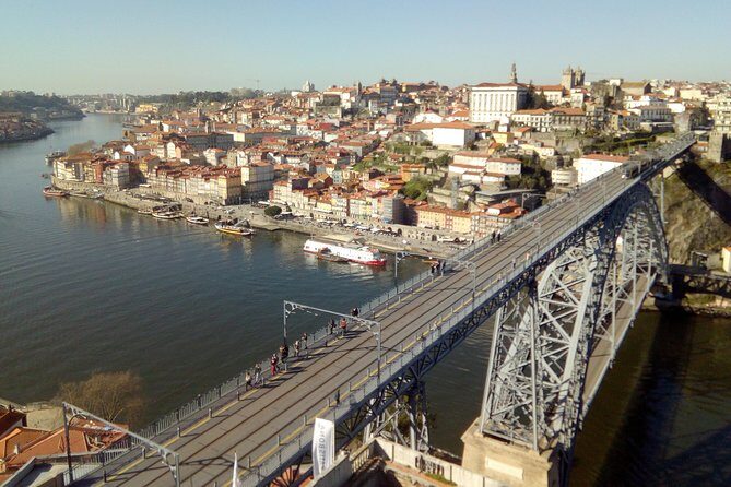 Walking & Hiking Through Porto - Bookshop magic and traditional street time for real city texture