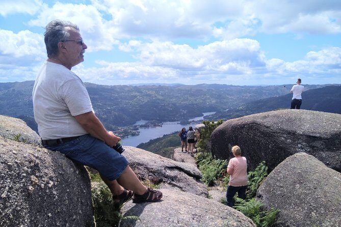 Waterfalls, Heritage and Nature in Gerês Park - from Porto - Stop 3: Fafiao village time—the wolf territory reset